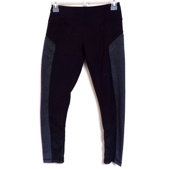 Zella Black and Grey Leggings with Pockets - Picture 1 of 5